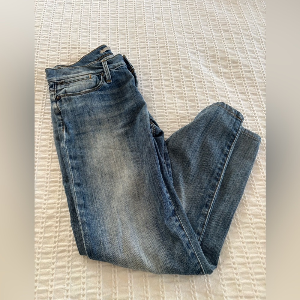 Joe's Jeans distressed crop 5 pocket jeans size 25